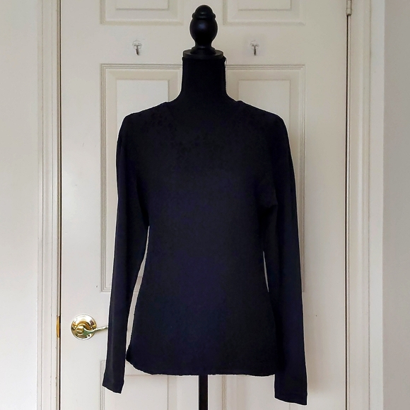 Black Long Sleeve Cotton Top with Lace Front. - Picture 5 of 6